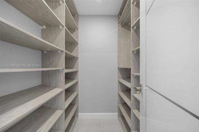 701 Three Islands Blvd 411, Hallandale Beach, FL 33009