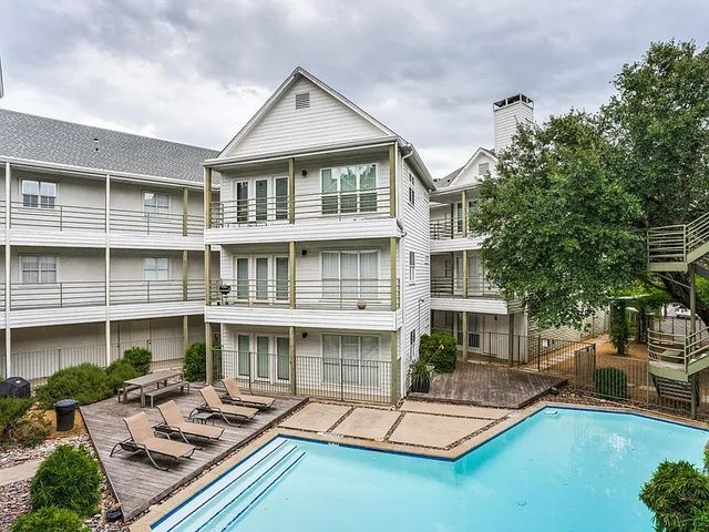 4111 Cole Avenue 32, Dallas, TX 75204