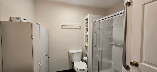 204 Mechanic St Apt 22, Lebanon, NH 03766