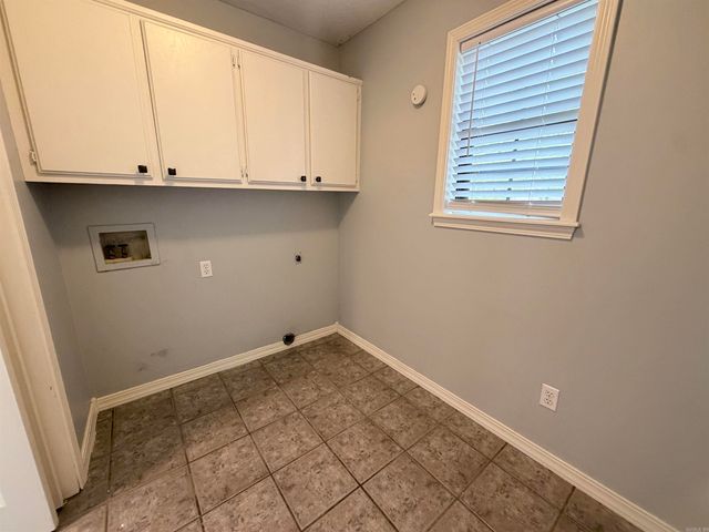 815 E fir Street, Russellville, AR 72802