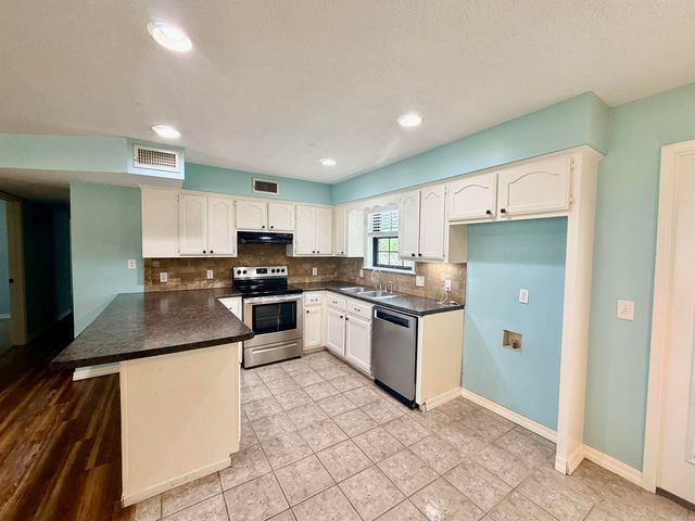 815 E fir Street, Russellville, AR 72802