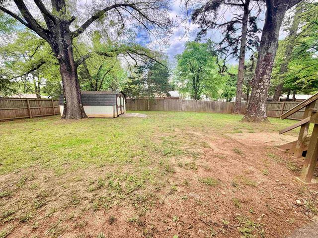 815 E fir Street, Russellville, AR 72802