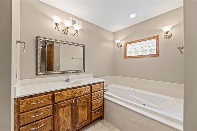 13312 W 61st Terrace, Shawnee, KS 66216