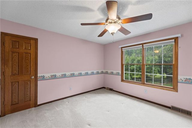 13312 W 61st Terrace, Shawnee, KS 66216