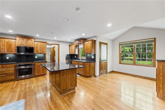 13312 W 61st Terrace, Shawnee, KS 66216