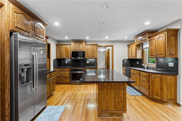 13312 W 61st Terrace, Shawnee, KS 66216