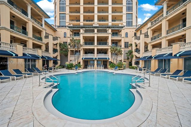 3415 N Ocean Drive 204, Hollywood, FL 33019