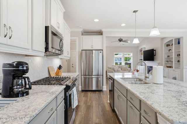 1326 Star Grass Way, Leland, NC 28451