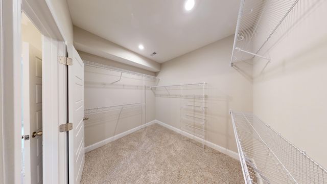 500 Ayden Ln, Clarksville, TN 37042