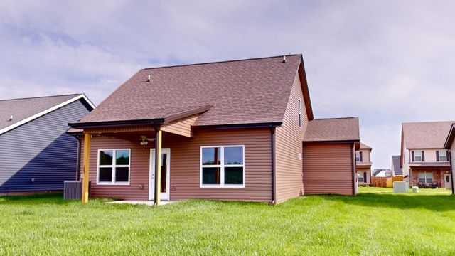 500 Ayden Ln, Clarksville, TN 37042