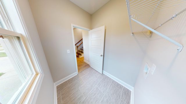 500 Ayden Ln, Clarksville, TN 37042