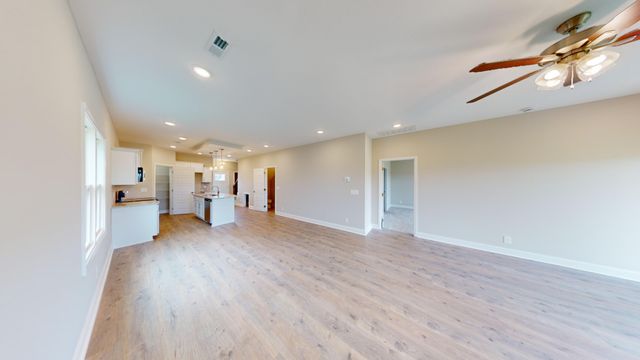 500 Ayden Ln, Clarksville, TN 37042