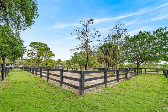 2741 Buck Ridge Trail, Loxahatchee, FL 33470