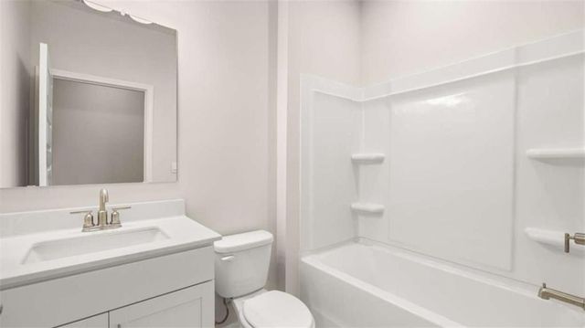 2066 Winged Elm Way N, Lawrenceville, GA 30045