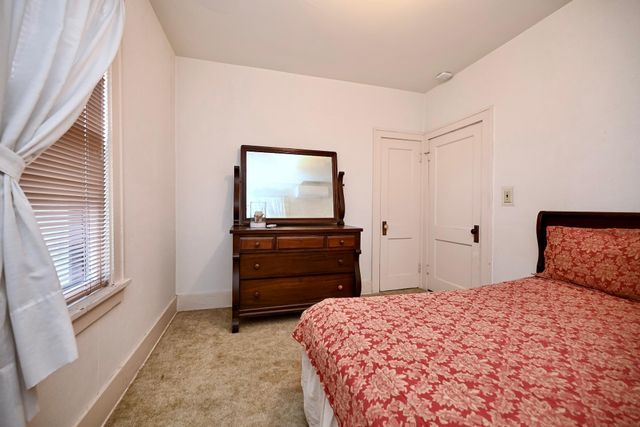 1252 W Broadway Street, Winona, MN 55987