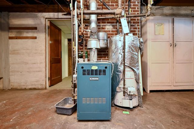 1252 W Broadway Street, Winona, MN 55987