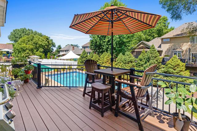 1289 Bucher Avenue, Shoreview, MN 55126