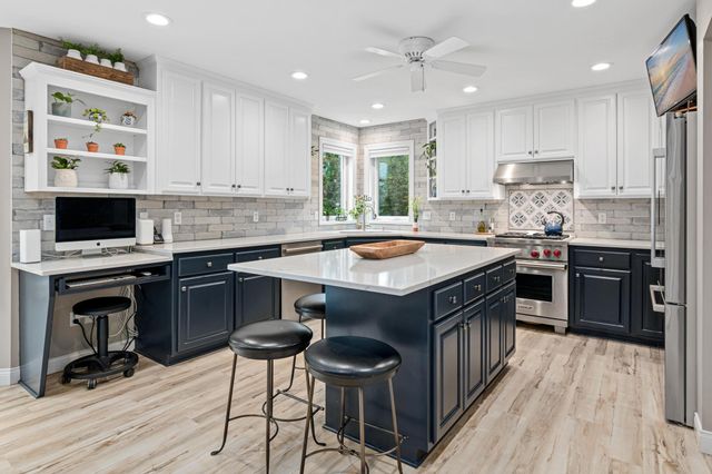 1289 Bucher Avenue, Shoreview, MN 55126