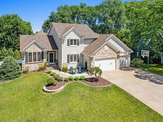 1289 Bucher Avenue, Shoreview, MN 55126