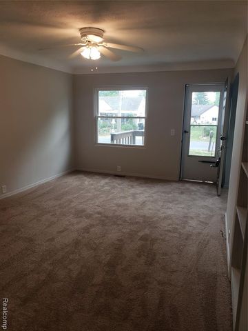 2157 Webber Avenue, Burton, MI 48529