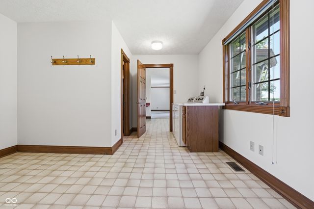 6750 S State Road 75, Coatesville, IN 46121