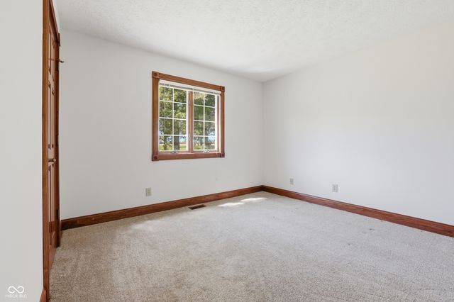 6750 S State Road 75, Coatesville, IN 46121