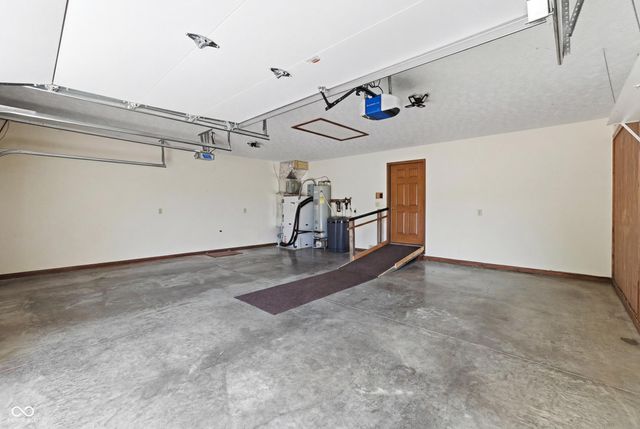 6750 S State Road 75, Coatesville, IN 46121
