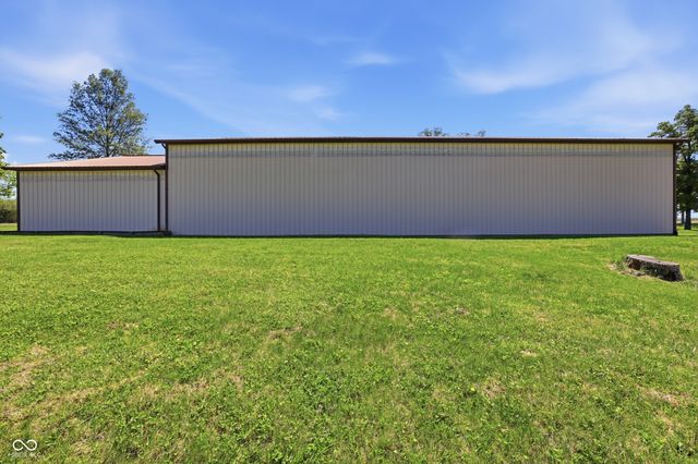 6750 S State Road 75, Coatesville, IN 46121