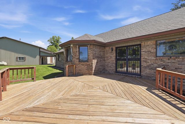 6750 S State Road 75, Coatesville, IN 46121