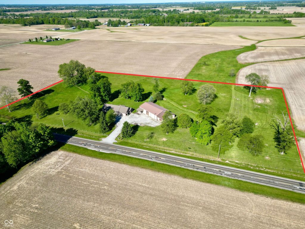 6750 S State Road 75, Coatesville, IN 46121
