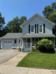 411 N Elm Street N, Three Oaks Vllg, MI 49128
