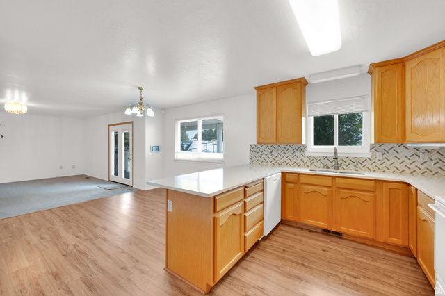 7057 S 2800 W, West Jordan, UT 84084