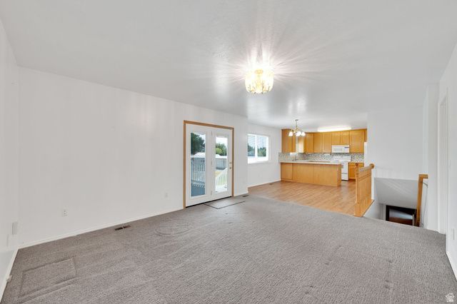 7057 S 2800 W, West Jordan, UT 84084