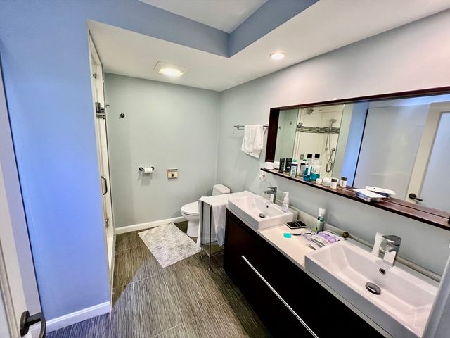 57 Broadlawn Park 16, Boston, MA 02467