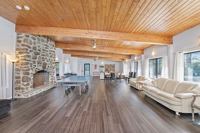 57 Broadlawn Park 16, Boston, MA 02467