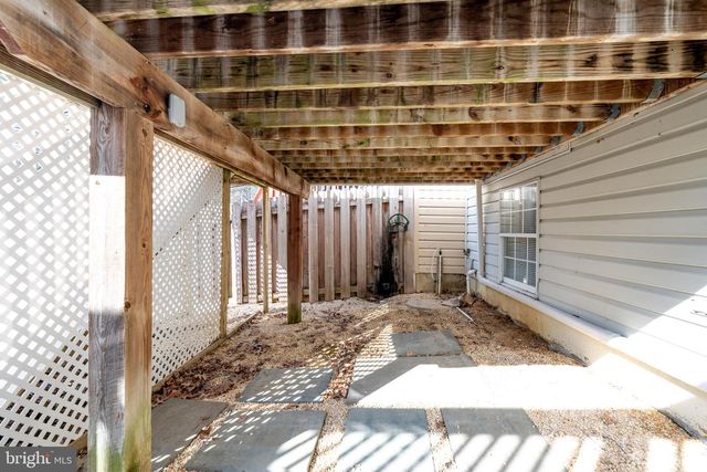 14 INKBERRY CT, Newark, DE 19702