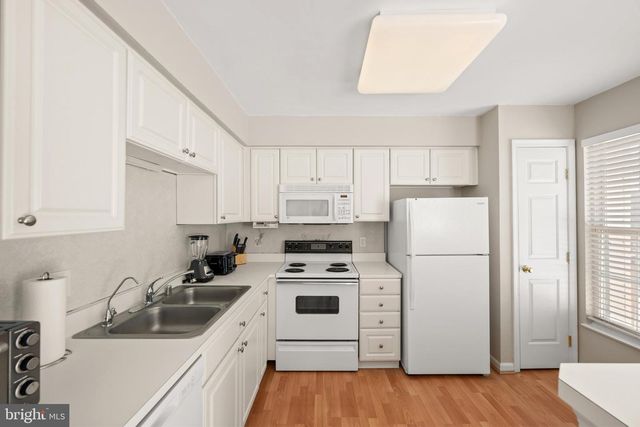 14 INKBERRY CT, Newark, DE 19702