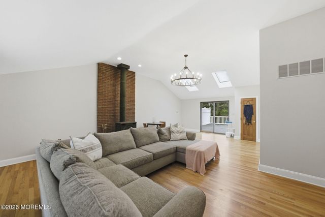 58 Duchess Court, Freehold, NJ 07728