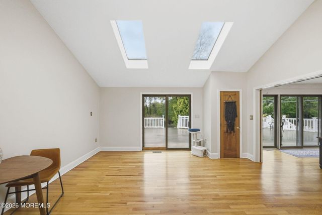 58 Duchess Court, Freehold, NJ 07728