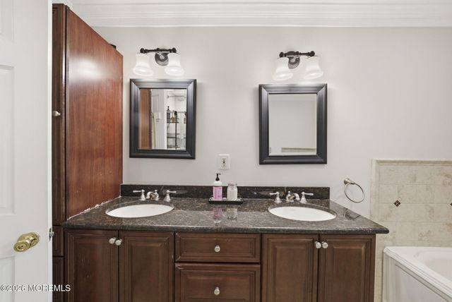 58 Duchess Court, Freehold, NJ 07728