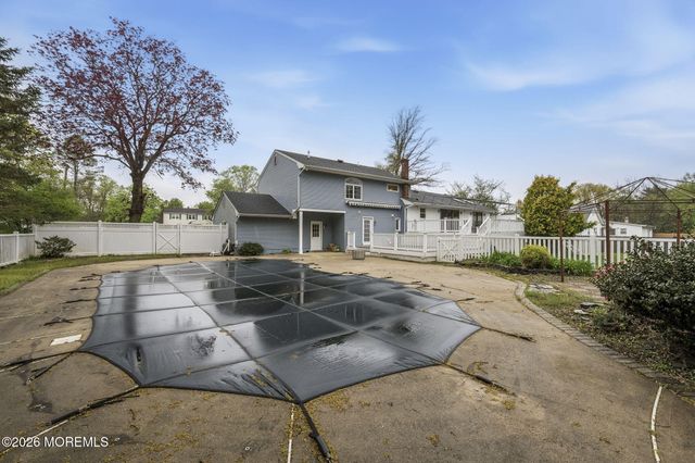 58 Duchess Court, Freehold, NJ 07728