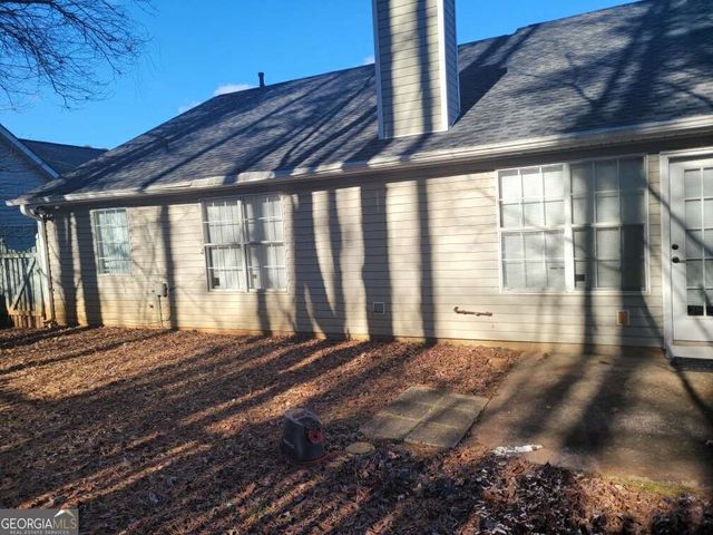 662 Shoal Circle, Lawrenceville, GA 30046