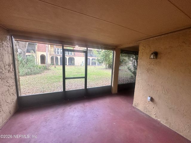 3865 CAMPENERO Court 3, Jacksonville, FL 32217