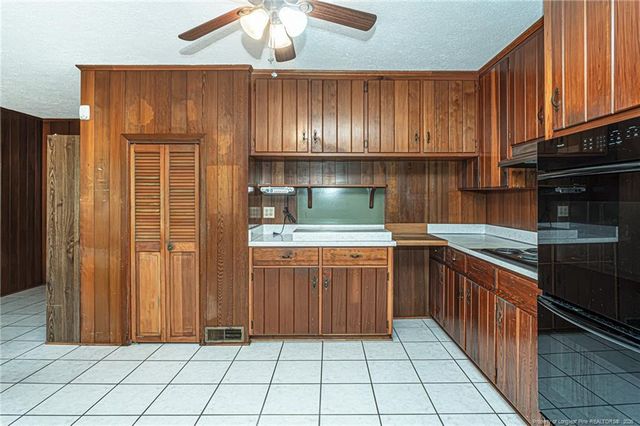 409 Southwick Drive, Fayetteville, NC 28303