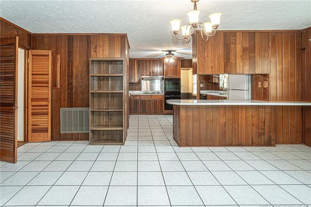 409 Southwick Drive, Fayetteville, NC 28303