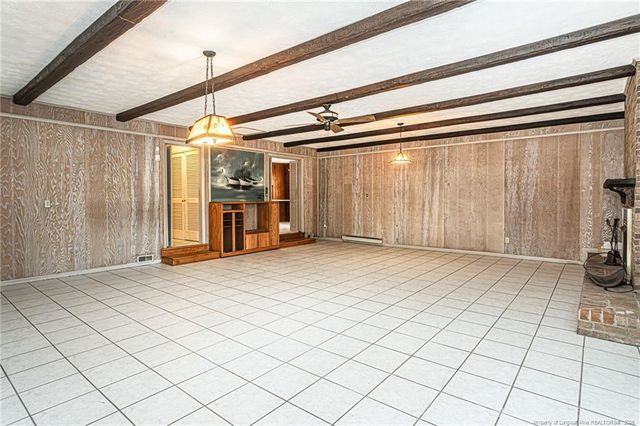 409 Southwick Drive, Fayetteville, NC 28303