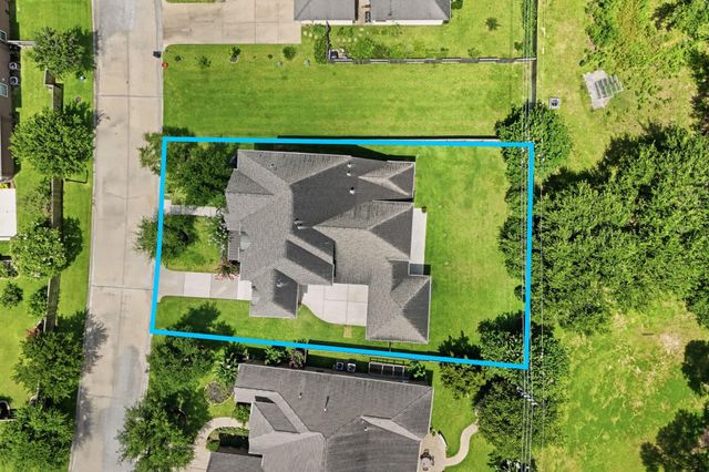 12010 Hodges Grove Lane, Tomball, TX 77377