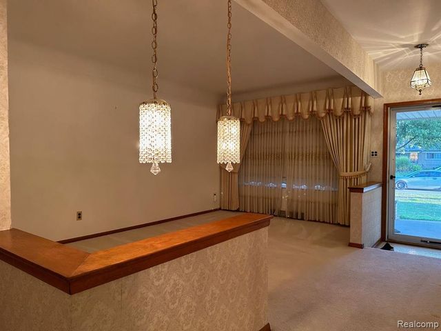 4211 Gunther Drive, Sterling Heights, MI 48310