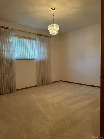 4211 Gunther Drive, Sterling Heights, MI 48310