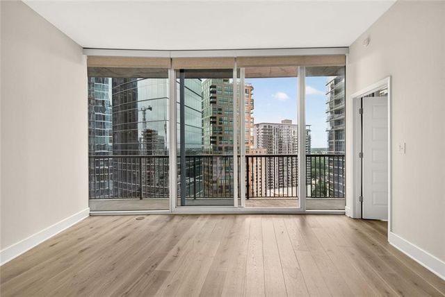 1080 Peachtree Street NE 2004, Atlanta, GA 30309